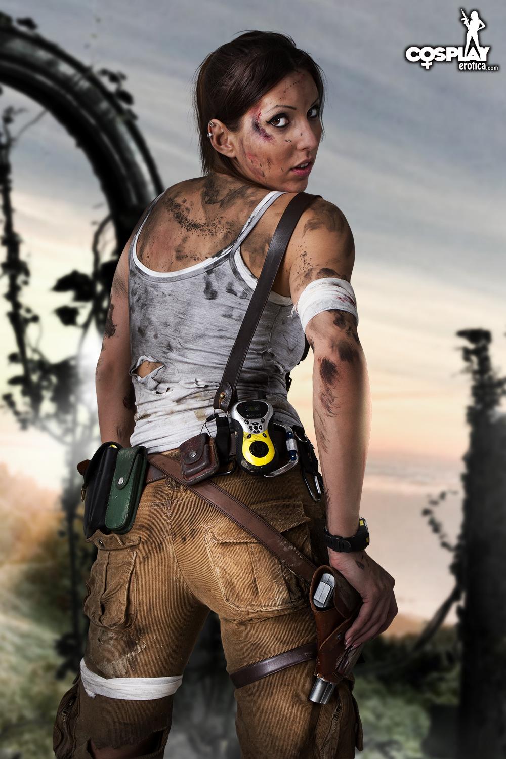 Página 7 do quadrinho adulto: Lara Croft Pornô - Coslpay Erotica – Leia completo em XCOMICS